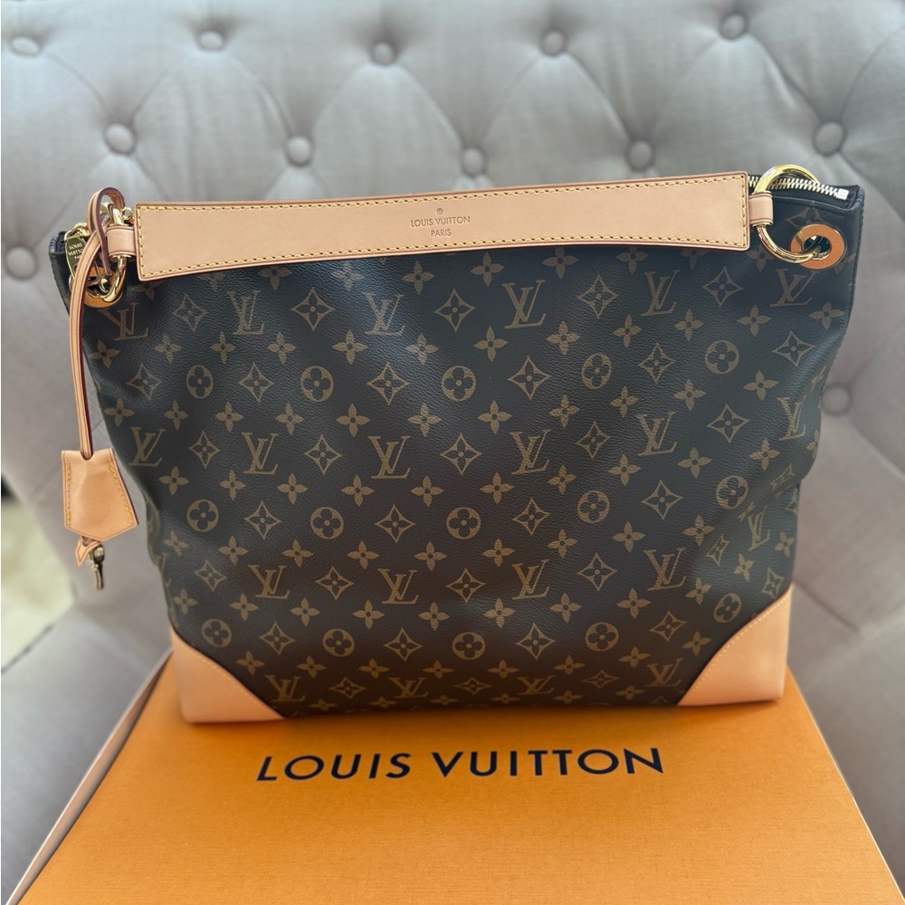 Louis Vuitton Monogram Hobo with Natural Vachetta Accents